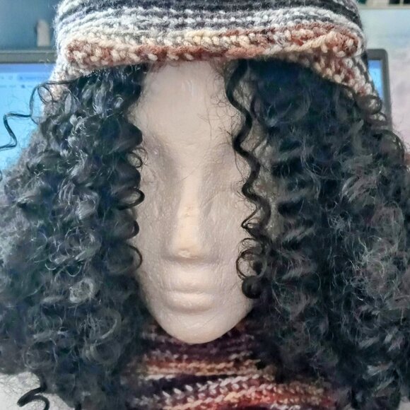 BEENIE with PEAK & NECK SCARF - Picture 1 of 3